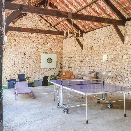 Сasa de vacaciones Cozy In Puy Leveque Puy-lʼÉvêque