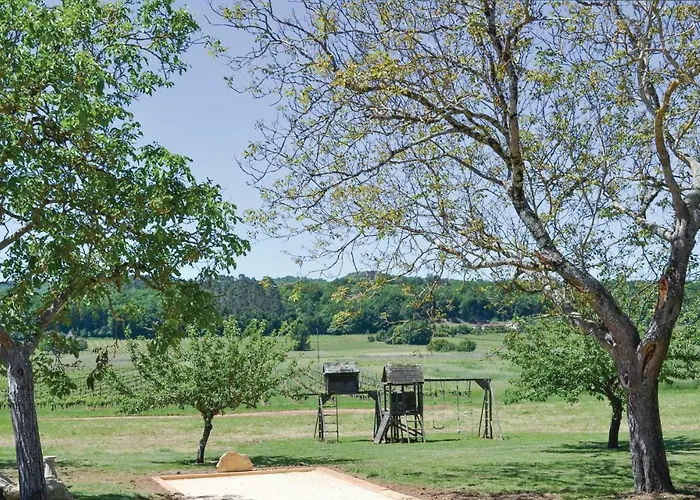 Casa de Férias Cozy In Puy Leveque