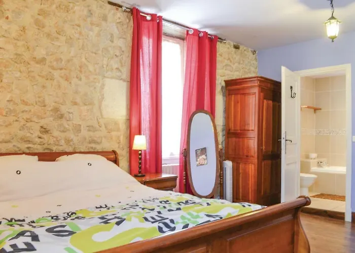 Cozy In Puy Leveque * Puy-lʼÉvêque